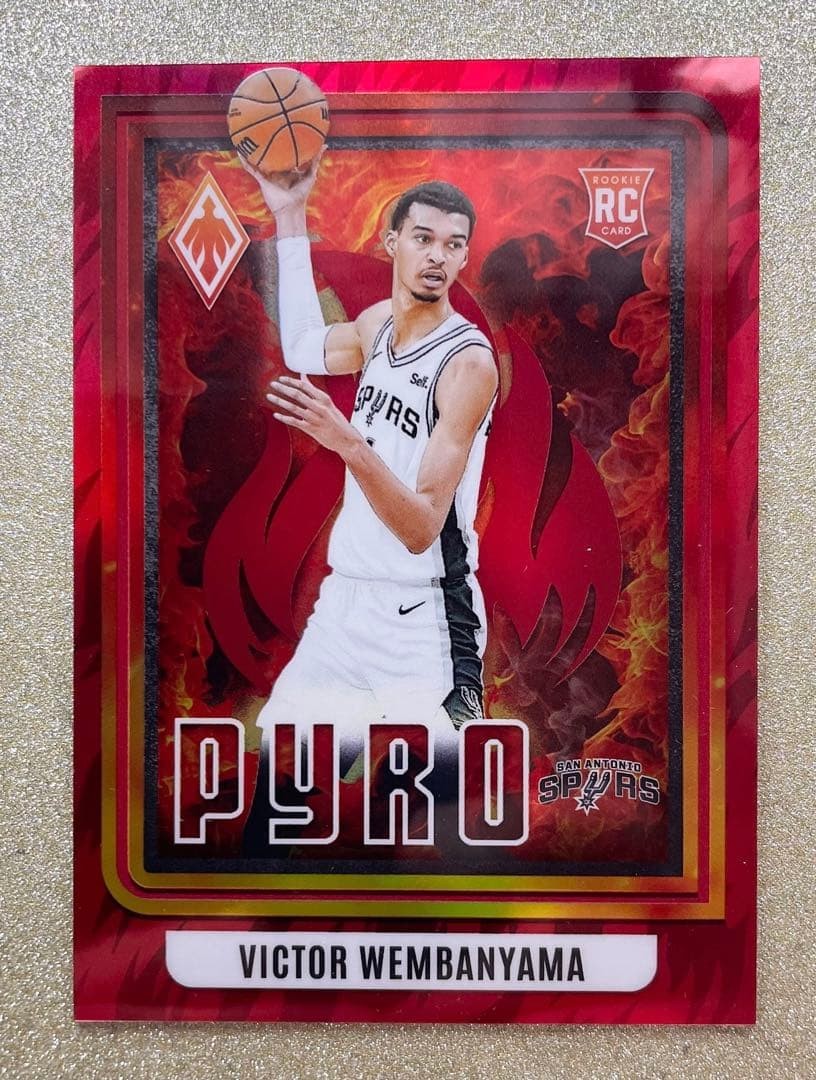 2023-24 Panini Phoenix Pyro Victor Wembanyama San Antonio RC Spurs /125 #5