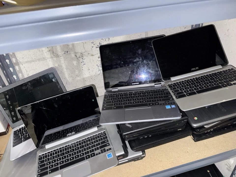 LOT OF 31VARIOUS BRANDS LAPTOPS/UNTESTED/NOOS/NOAC/FOR PARTS OR REPAIR - Image 4 of 4