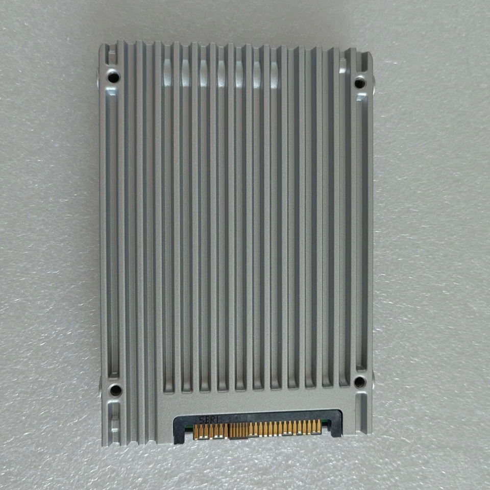 Intel 1.2TB DC SSD Series P3500 MLC PCIE NVMe 2.5" SSD 1.2TB SSDPE2MX012T410 VDC - Image 4 of 4