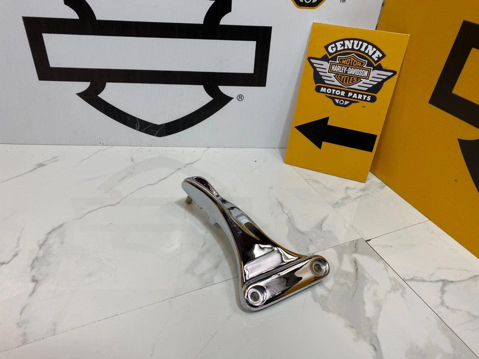 OEM 08-11 Harley Rocker C Passenger Trick Seat pierna derecha soporte de montaje Sup Foto 2 de 4