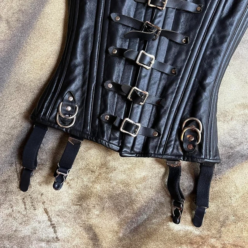 80s 90s vintage goth leather bucket boned coreset with garter belt size M - Image 4 of 4