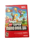 New Super Mario Bros. (Nintendo Wii, 2009) Complete CIB w/ Manual Tested Working