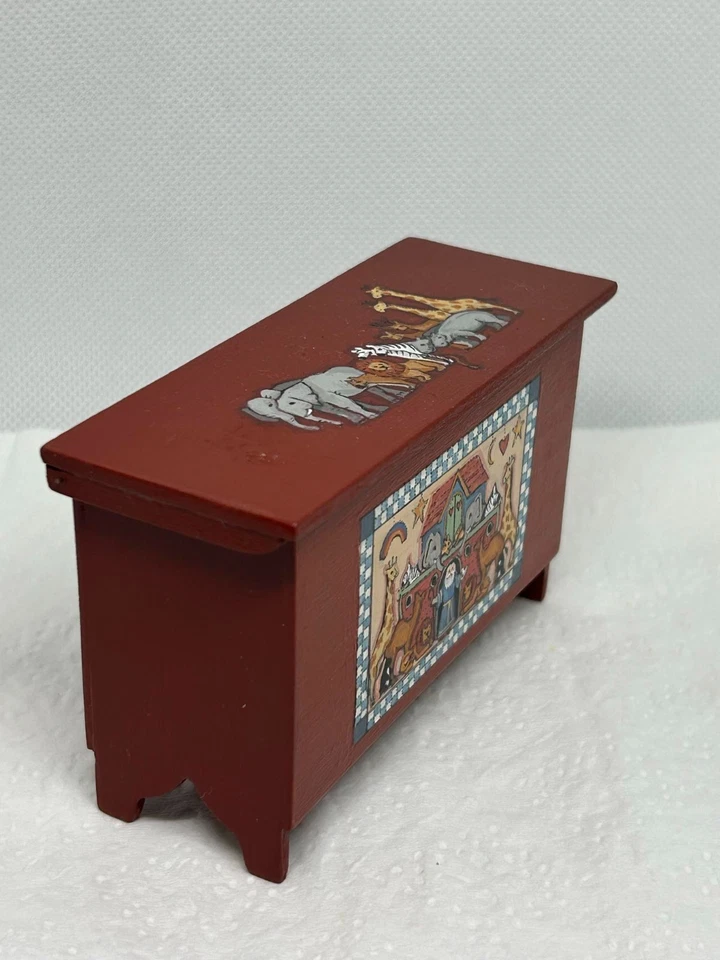 Hermosa alfombra Hemy escala 1:12 miniatura arca de Noé cofre Foto 2 de 4