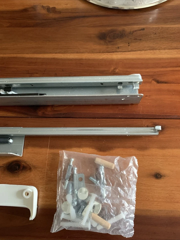 Ikea Komplement Schubladenauszug /dämpfer &schrauben Set. 55cm.Lx4,5cm Bx4cm.H - Bild 4 von 4