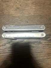 Leatherman Core Stainless Steel Multitool - Missing Lock On One Side!