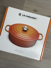Le Creuset 29cm Oval Casserole Dish with Lid