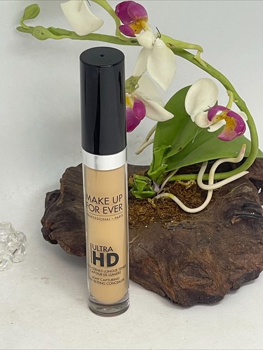 Make Up For Ever Ultra HD Light Capturing Self Setting Concealer- 34 Golden Sand - Picture 3 of 3