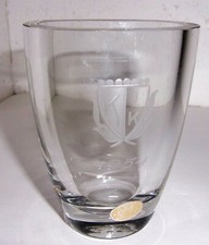 kleine zierliche Vase / Schale, Glass o Kristall-Gravyr, ca:H 10cm,B 7/5cm, 247g