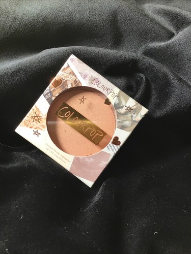 ColourPop Pressed Powder Highlighter Shade GOLD MINE Brand New In Box - Picture 3 of 5