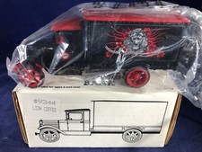 S-4 ERTL 1:25 SCALE DIE CAST BANK - 1931 HAWKEYE MOTOR TRUCK - LION COFEE