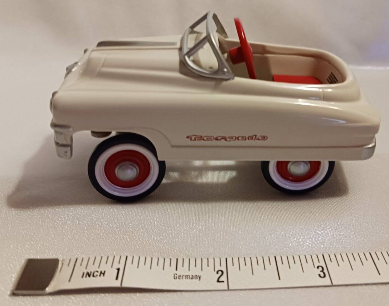 Hallmark VTG 1999 Mini Kiddie Car Classics 1950 Murray Torpedo Pedal Car;MIB/NIB thumbnail 19