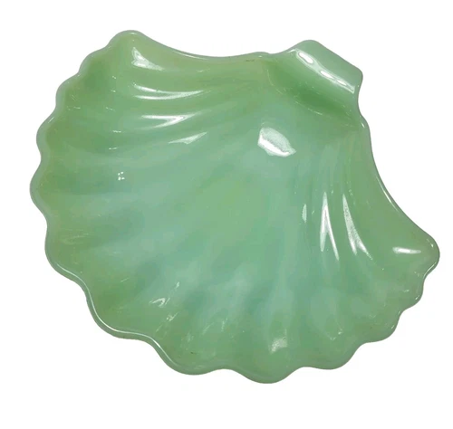 Vintage Fire King Jadeite Green Seashell Dish Bowl 7" x 6" Glass Trinkets Candy