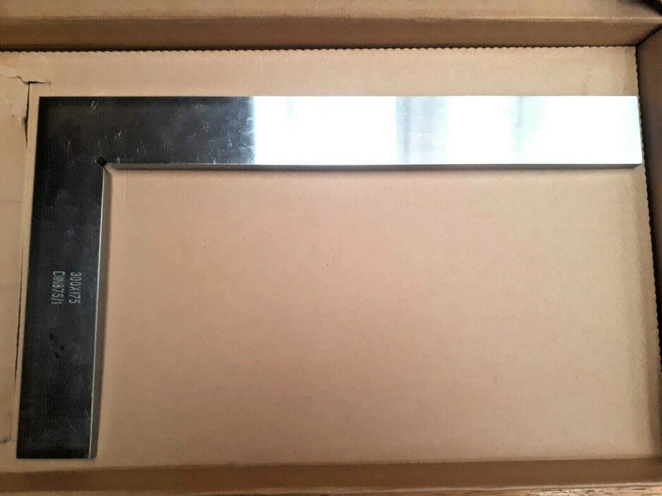 AMADEAL Flat Precision Engineers Square 200x130mm