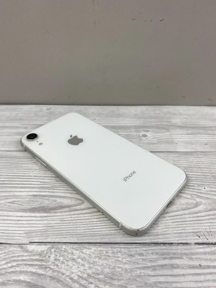 Apple iPhone XR · 128GB, photo 4 of 5