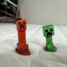 Jada Toys Minecraft Creeper Figures red and green creeper