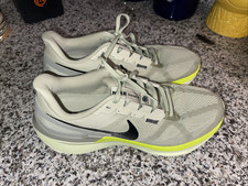 Nike Air Zoom Structure 25 Olive Aura Black B...