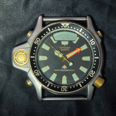 Citizen Promaster Aqualand Quartz 200m Diver Watch, SS Case, Black Rubber.