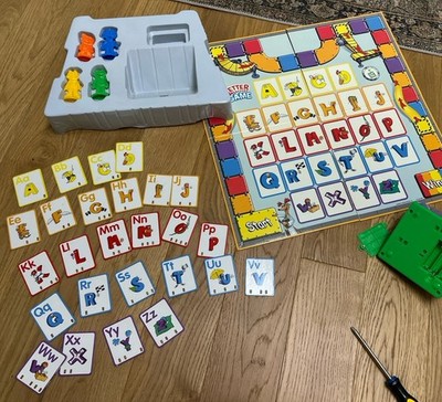 LeapFrog Letter Factory Electronic Game ALPHABET LEARNING Teaches Phonics
