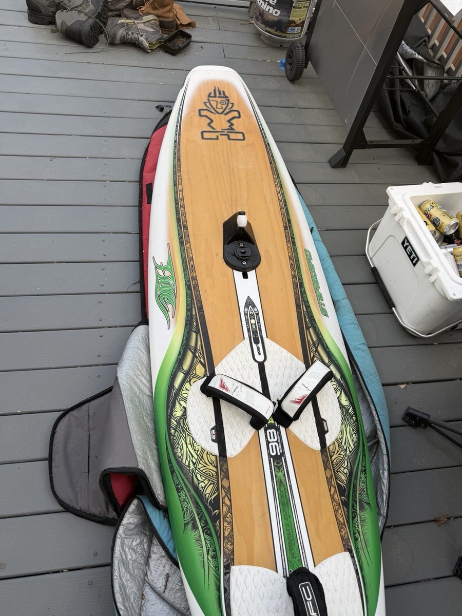 ウィンドマウンテンボード Starboard Kode 98 Windsurfing Board 238x63cm Wood IQ Construction