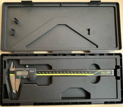 Mitutoyo 500-235-30 digitaler Messschieber 0-200mm