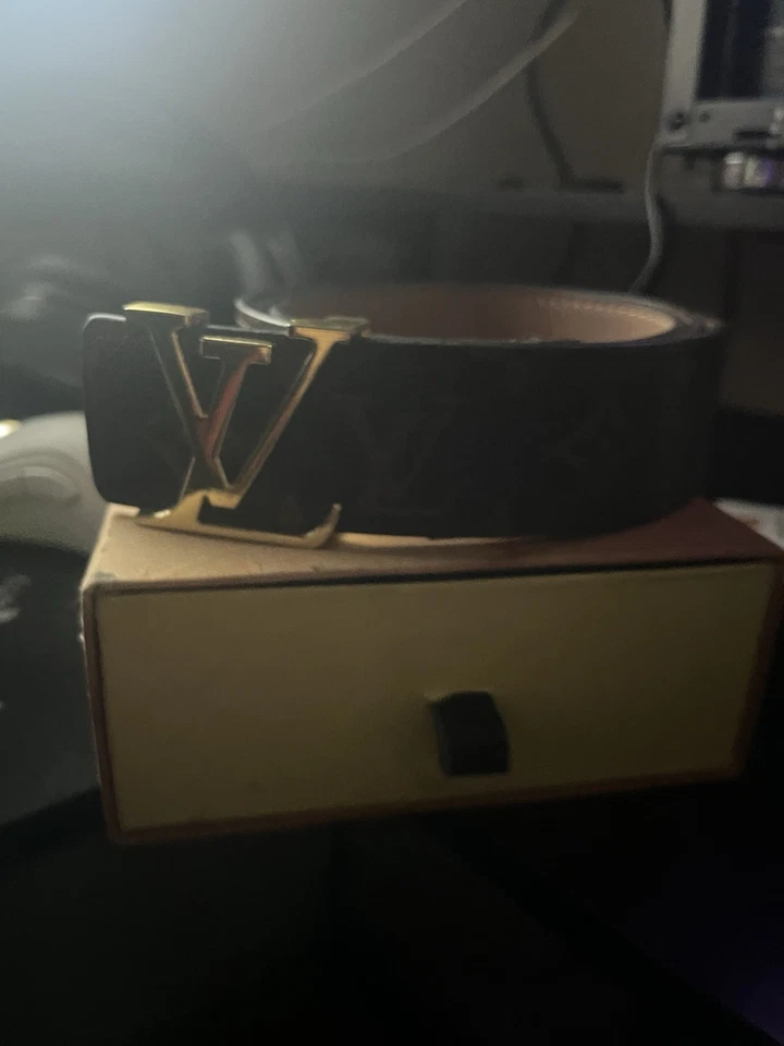 Cinturón de cuero marrón con monograma Louis Vuitton para hombre - talla 42 1055 mm (usado) Foto 2 de 4