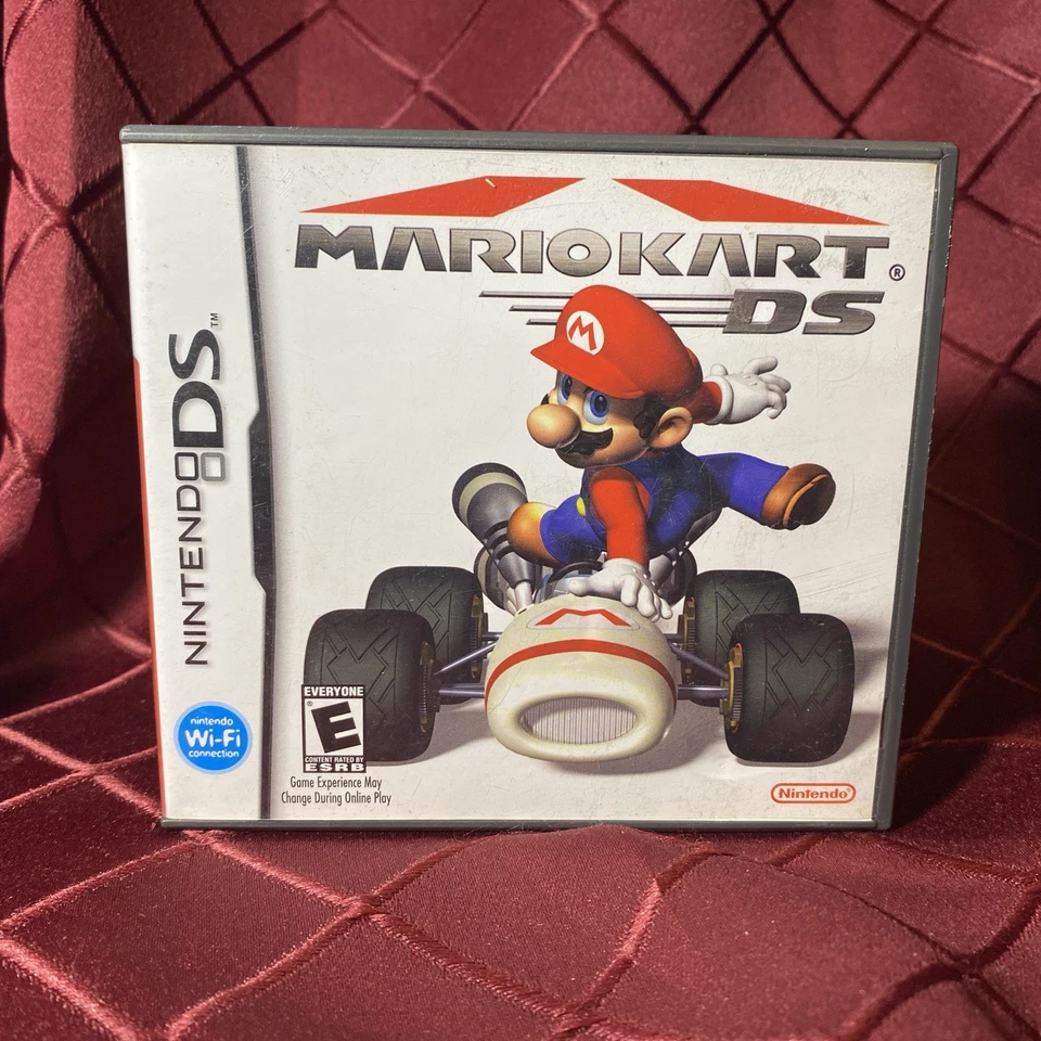 Mario Kart DS Complete in Box With Manual And Promotional Insert - Image 2 of 3