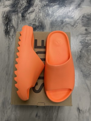 Adidas Yeezy Slide Enflame Orange Size 10 GZ0953 Authentic Adidas Yeezy Slide Enflame Orange Size 10 GZ0953 Authentic