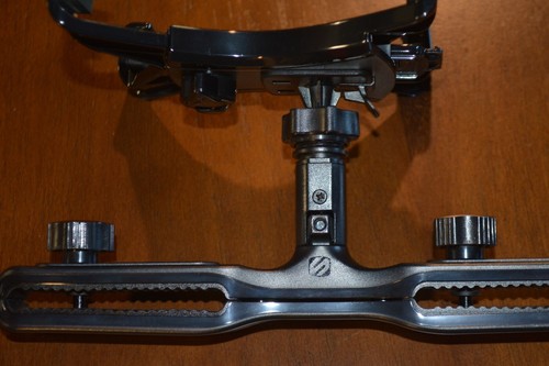 Scosche HRMT Universal iPad & Tablet Rear Seat Headrest Mount - Black - Picture 3 of 4