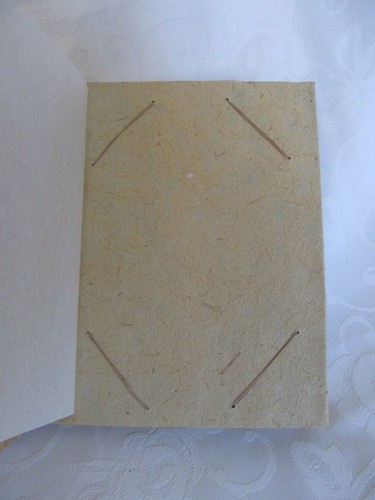 Handgefertigtes Bananenblatt Fotoalbum, 7" x 7" (hält 4x6 Fotos) - Bild 5 von 6