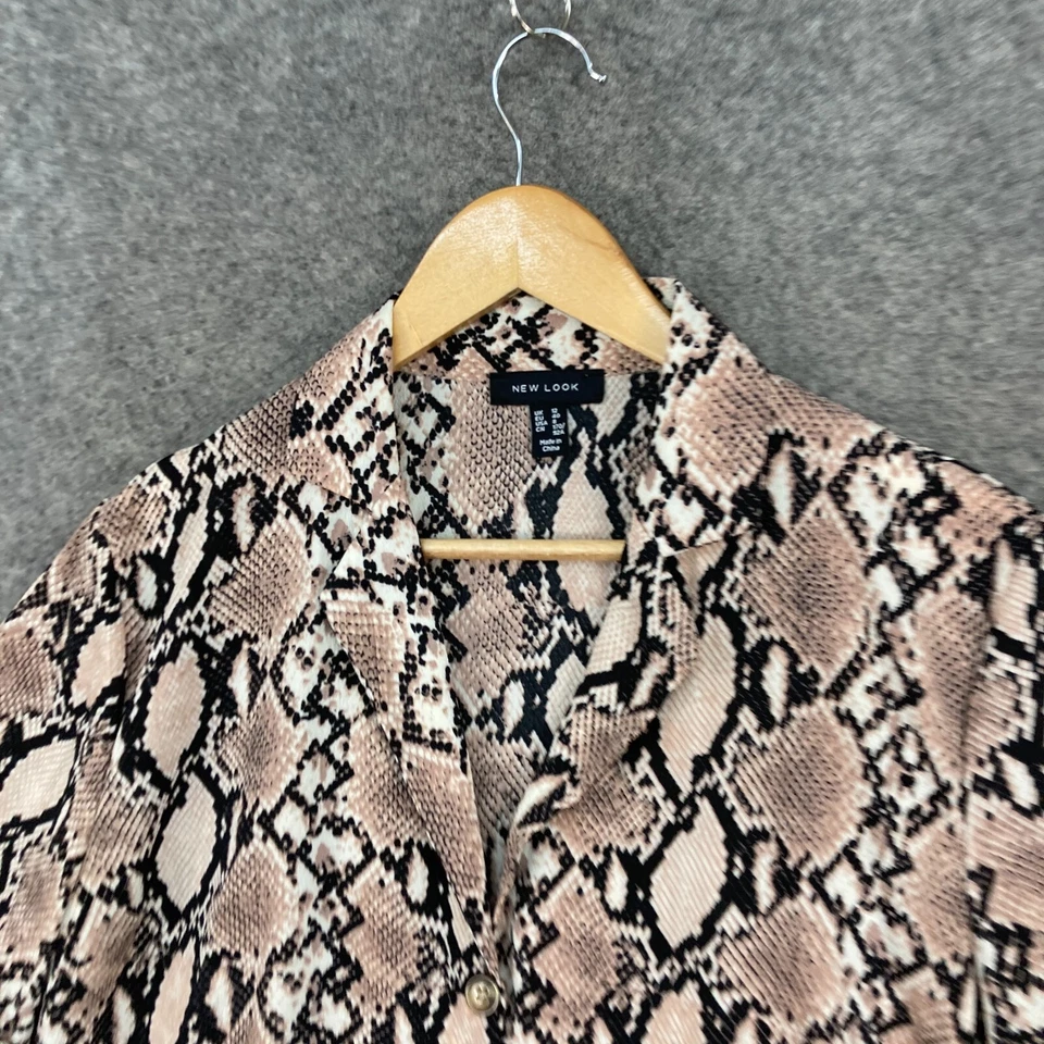 Top de mujer New Look talla 12 estampado animal manga corta cuello abotonado 12413 Foto 3 de 4