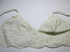 Btemptd Bra Size M White Wireless Unlined Adjustable Straps Bralette Lace Floral