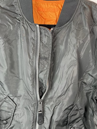 Alpha Industries TT (Slim Lightweight) MA-1 Bomber Jacket Black Fits Like Medium - Picture 8 of 12