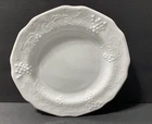 Vtg Indiana Colony Harvest Milk Glass Grape Vine 8 " Salad Plates, Set of 4