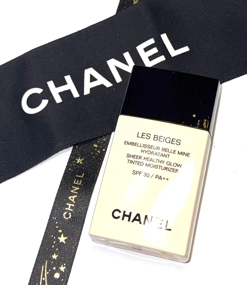 Chanel Les Beiges Sheer Healthy Glow Tinted Moisturizer Light 30ml - Bild 3 von 4