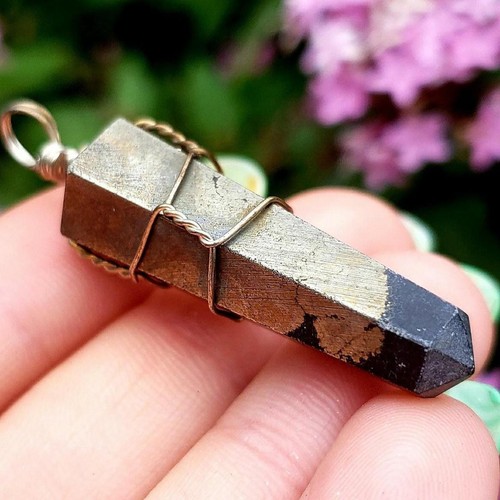Colgante de punto de piedras preciosas curativas de cristal envoltura de alambre natural dorado Pyrite Fools -1 pieza - Imagen 1 de 3