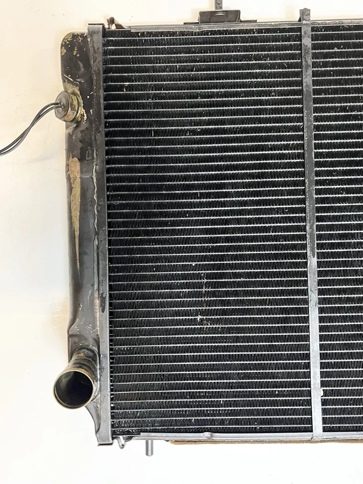 Radiador OEM 82-87 Jaguar XJ6 Serie 3 OEM CAC5064/01 74K micrófonos Foto 3 de 4