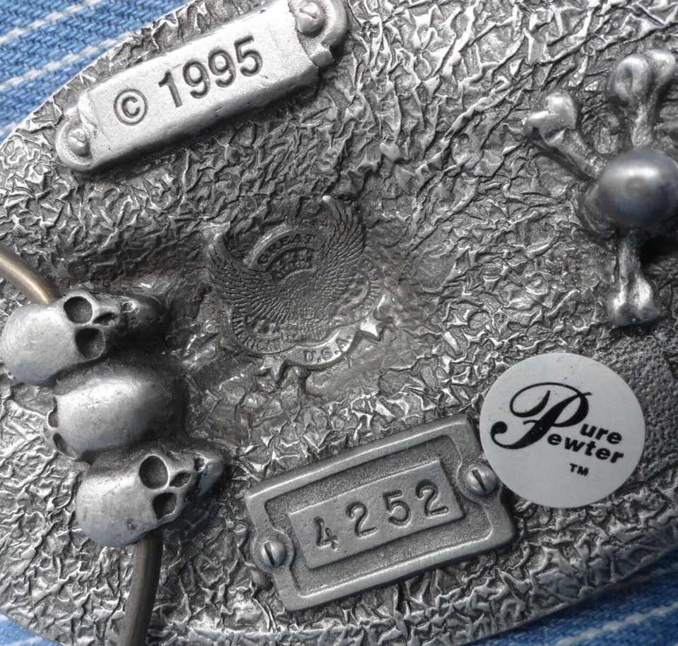 Пряжка для ремня-паука Red Eyed Vamp Skull Spade Web Halloween винтаж 90-е GAP .BMW963 - Изображение 4 из 4