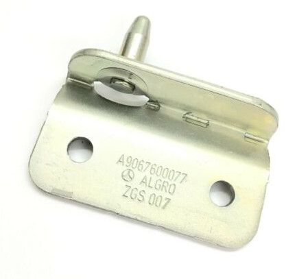 NEW MB SPRINTER 906 REAR PANEL DOOR LOCKING GUIDE A9067600077