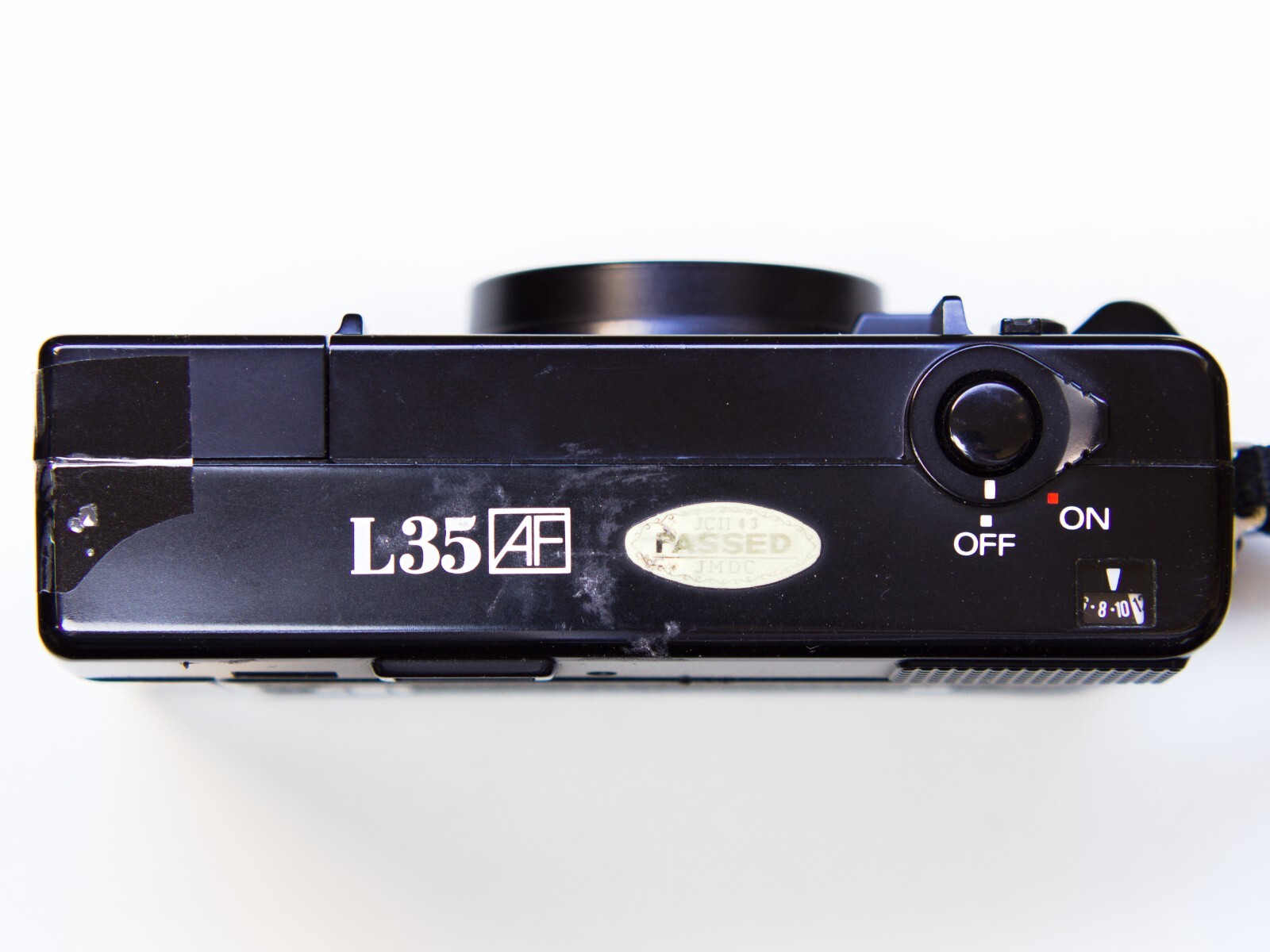 Nikon ISO 1000 L35AF 35mm f2.8 "Pikaichi" Film Camera Tested