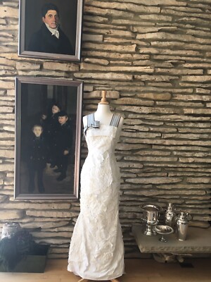 Carolina Herrera Ivory Cotton/Linen and Silk Applique Gown - 6, Worn Once |  eBay