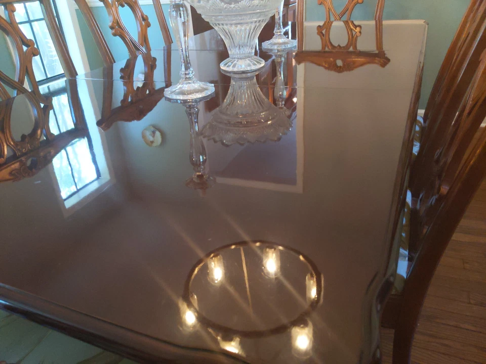 Lacquer Cherry Dining Table - No chairs - Image 3 of 4