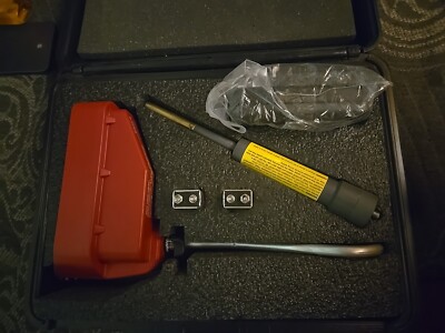 Greenlee DVI-100 Digital Voltage Indicator 0.1kV - 99kV Maximum HD Electric Comp
