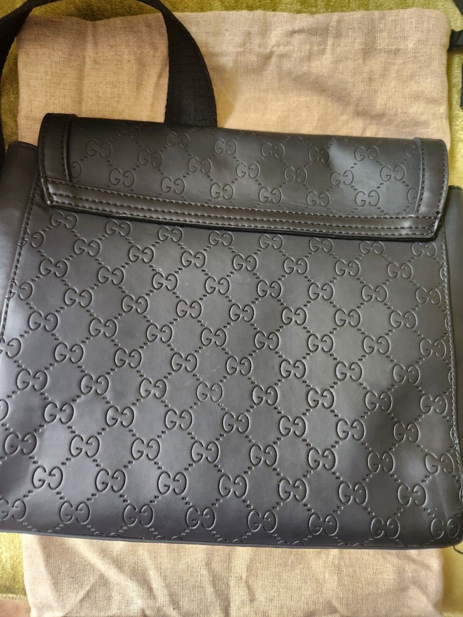 Gucci Shoulder Bag GG Logo Pattern Leather Black Crossbody Gucci Shoulder Bag GG Logo Pattern Leather Black Crossbody