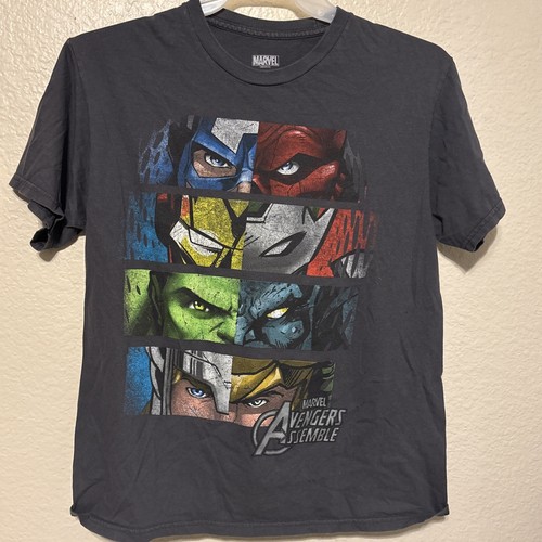Marvel Avengers And Villians Heroes Adult Size Medium Shirt Assemble