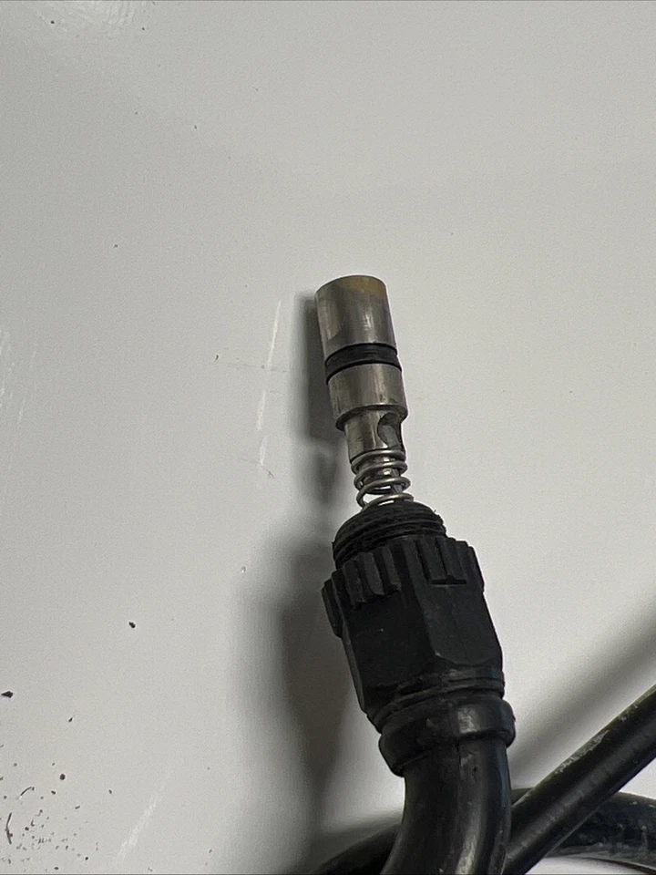 2007 yamaha yz450f Clutch Cable/ Hot Start Cable  - Image 3 of 4