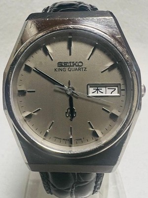 SEIKO 9923 7000 Quartz Watch Day Date Silver Dial Black Strap Ready to Use