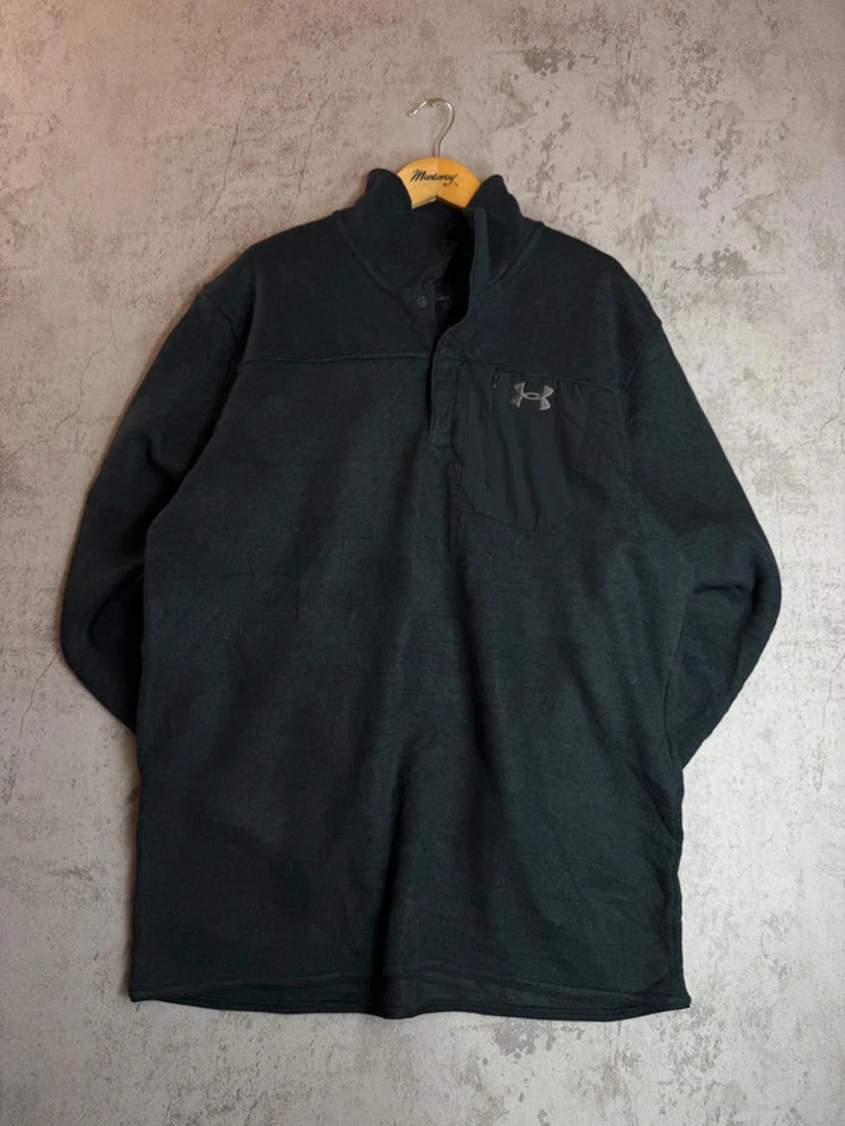 Under Armour Fleece Pullover Sweatshirt – Size L