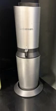 SodaStream Crystal Home Sparkling Water Maker Machine - lightly used 