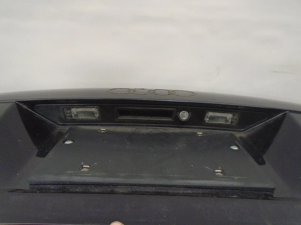 DK804351 1999 2000 2001 2002 AUDI A4 REAR TRUNK LID LEFT GATE HATCH BLUE OEM - Image 4 of 4