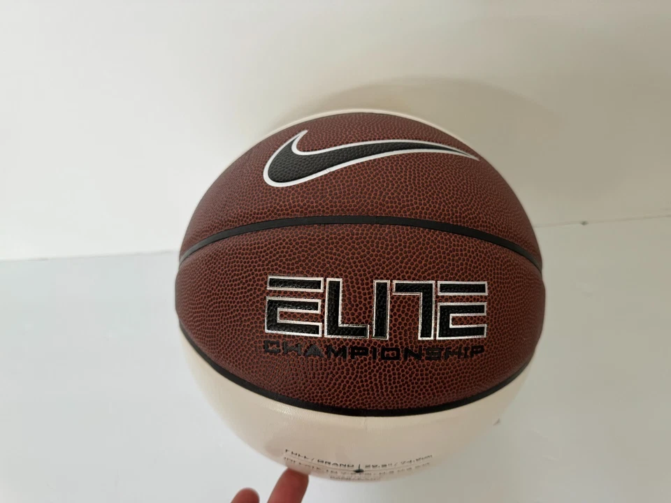 Nike Elite Championship Minnesota Gophers NCAA Juego Pelota Baloncesto (29.5) Foto 3 de 4